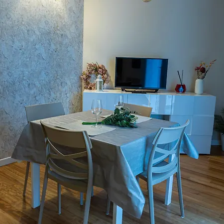 Matteucci 18 Apartamento