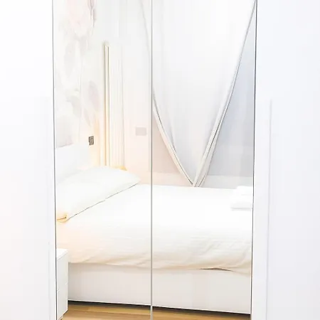 아파트 Matteucci 18 Romantic Centro Storico Parcheggio Privato 라벤나