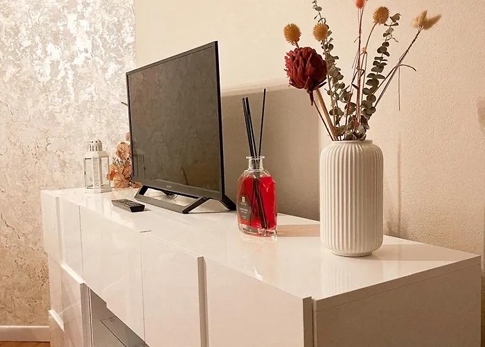 Matteucci 18 Romanticismo Bizantino In Centro Storico * Rávena